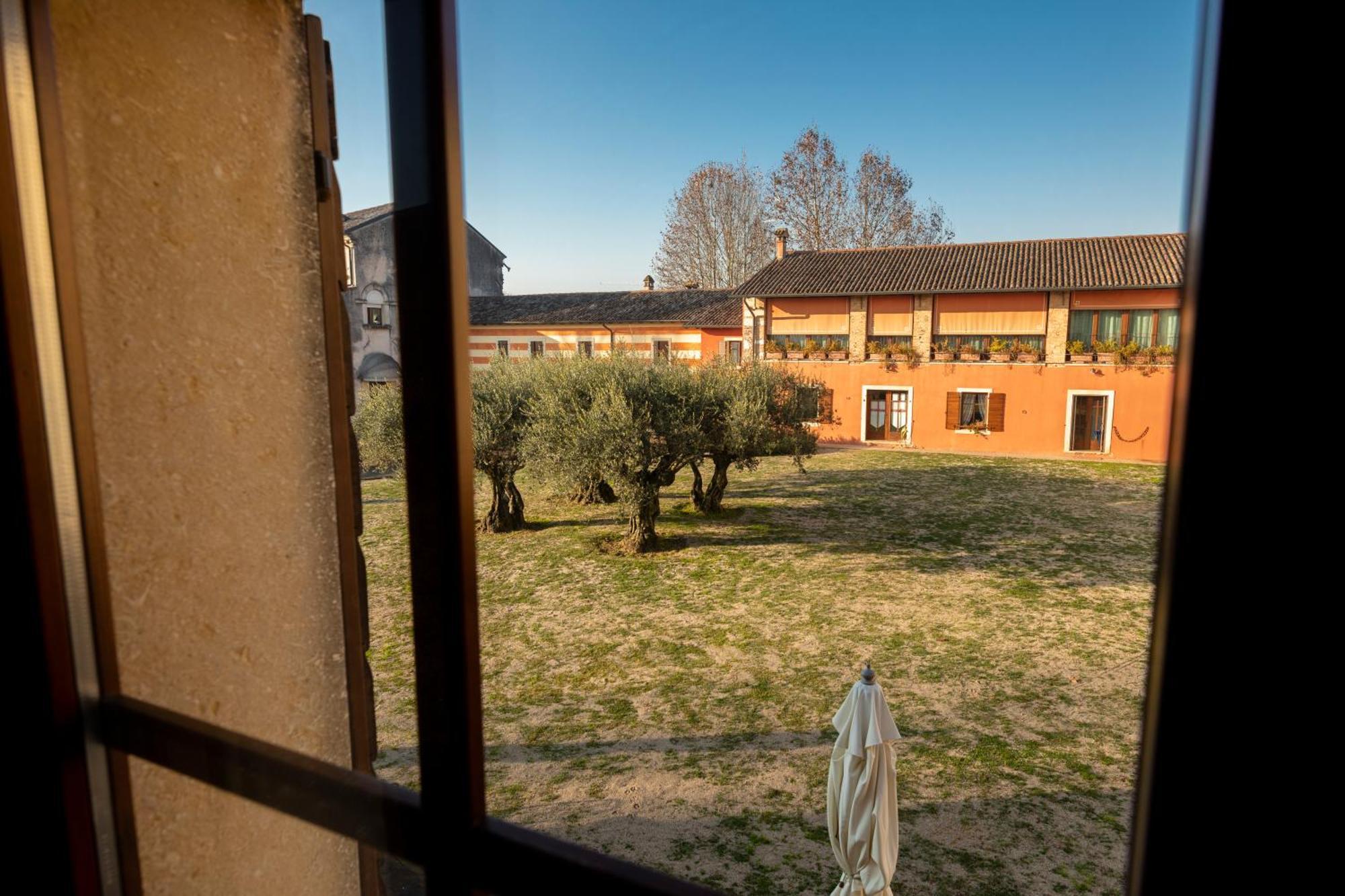 Musella Winery & Relais Guest House San Martino Buon Albergo Exterior photo